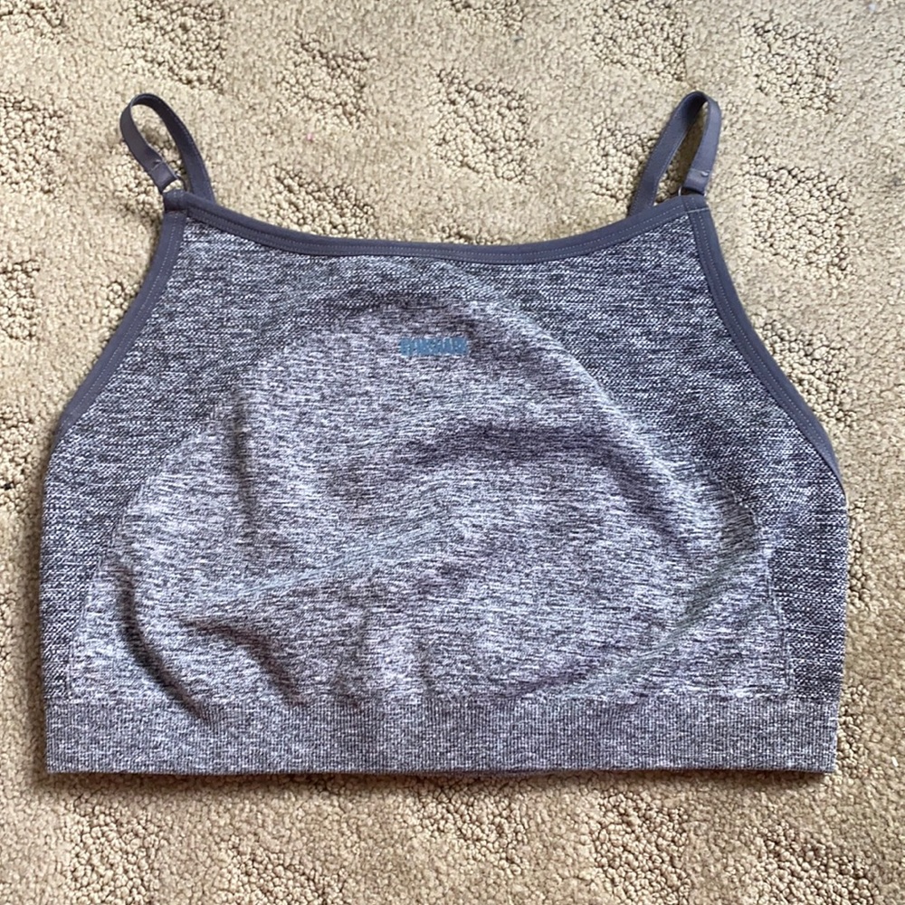 gymshark flex strappy sports bra